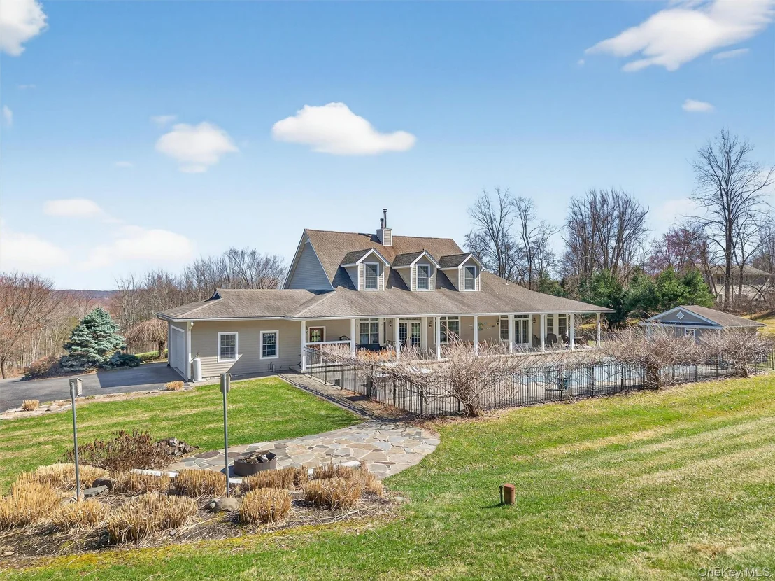 Photo of 5 Deer Meadow Drive
