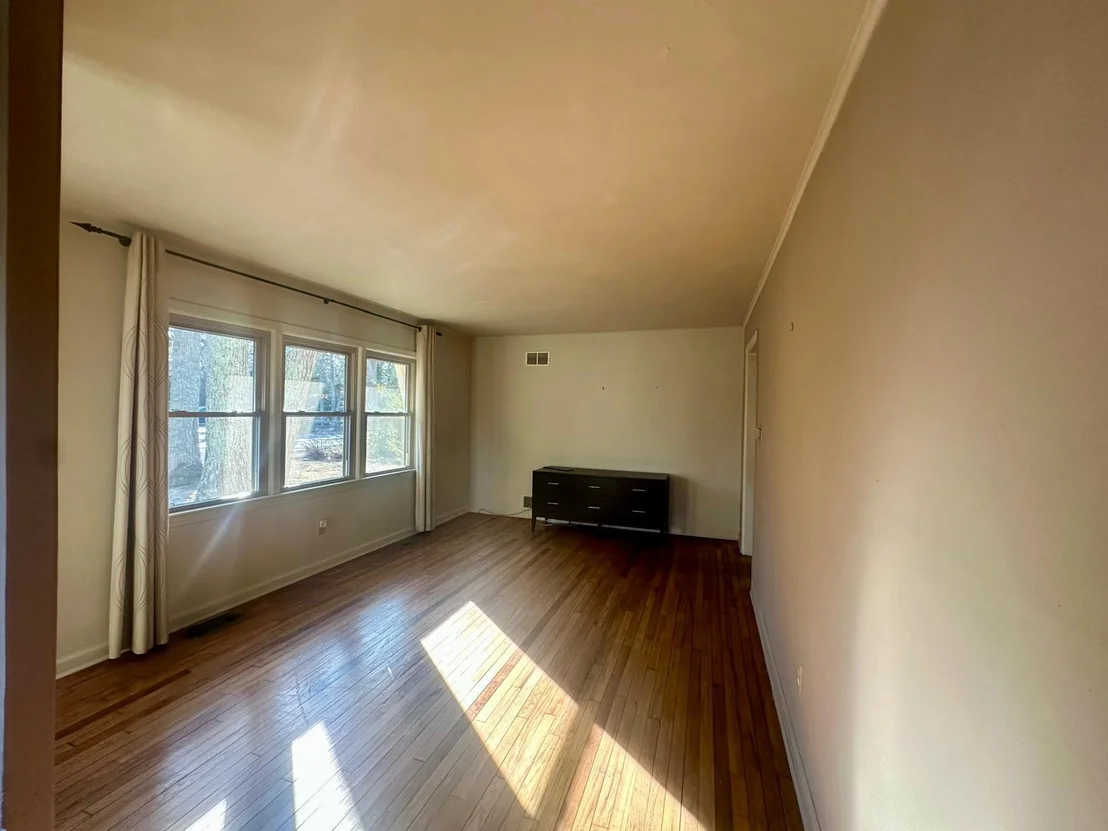 Photo of 45 Smith Drive N