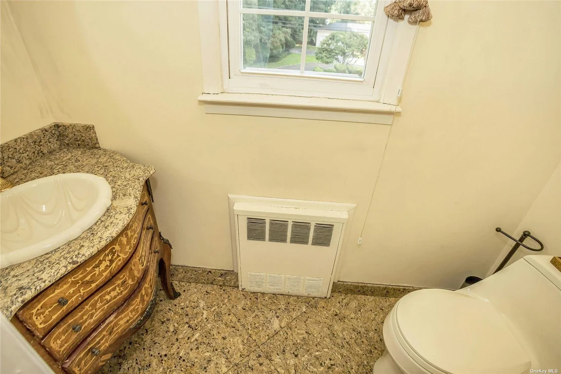 Photo of 100 The Intervale