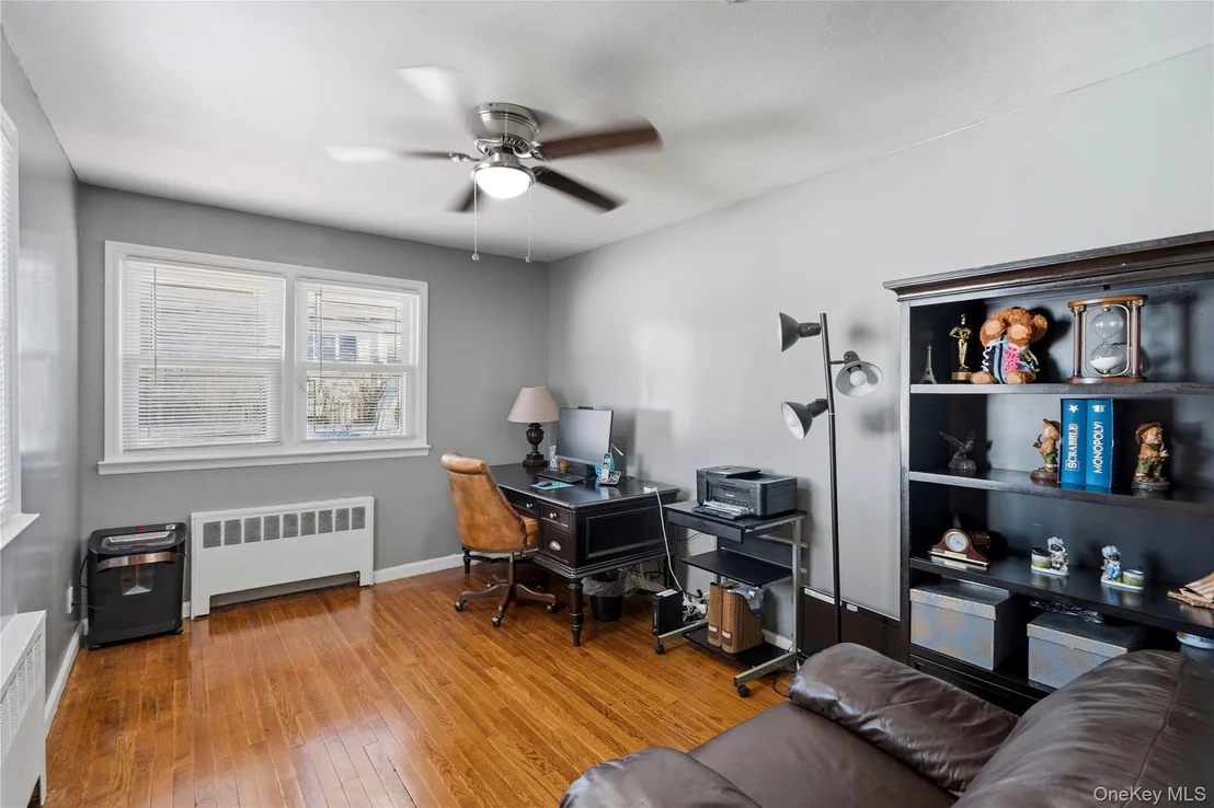 Photo of 70 Forest Road