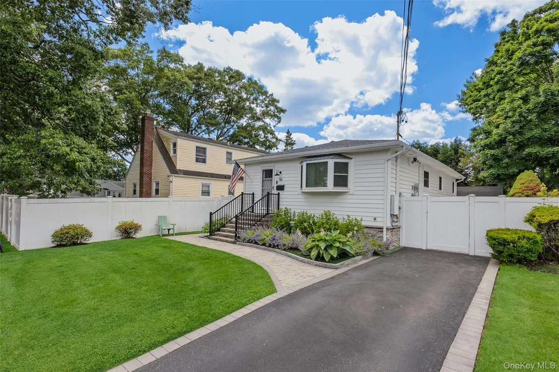 Photo of 56 Morris Avenue