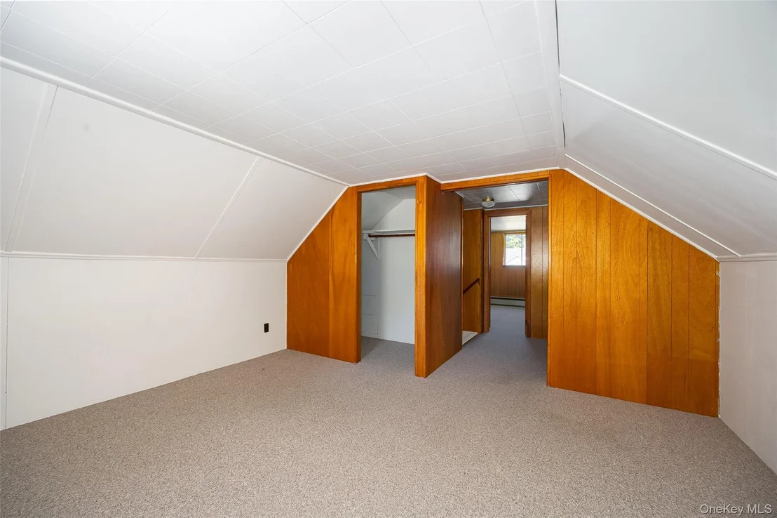 Photo of 22 Howland Avenue