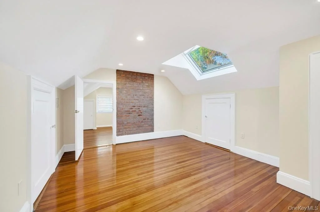 Photo of 9 Sycamore Drive