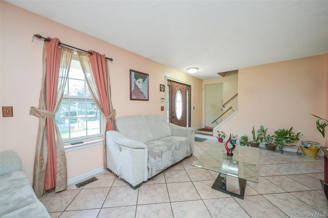Photo of 2 Cherry Street