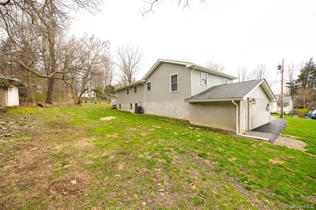 Photo of 8 Willow Road