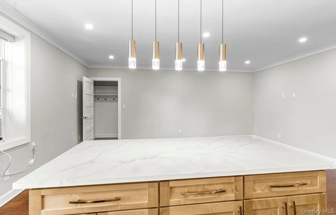 Photo of Unit 3D at 1133 Midland Avenue