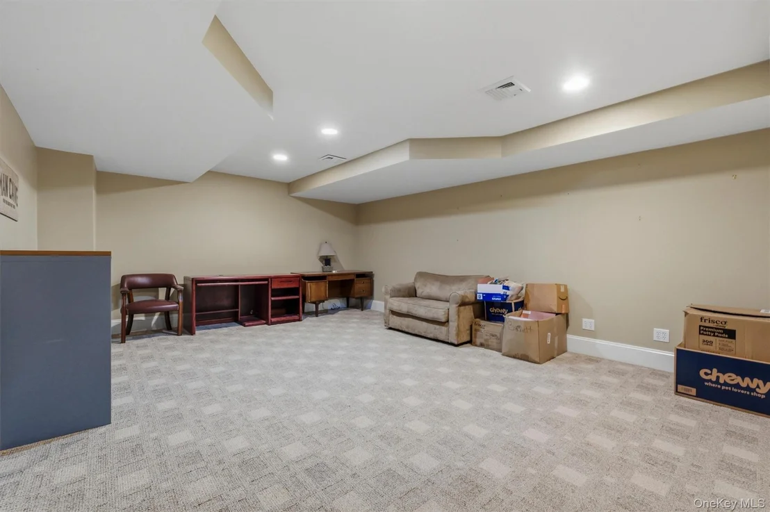 Photo of 17 Arbor Court