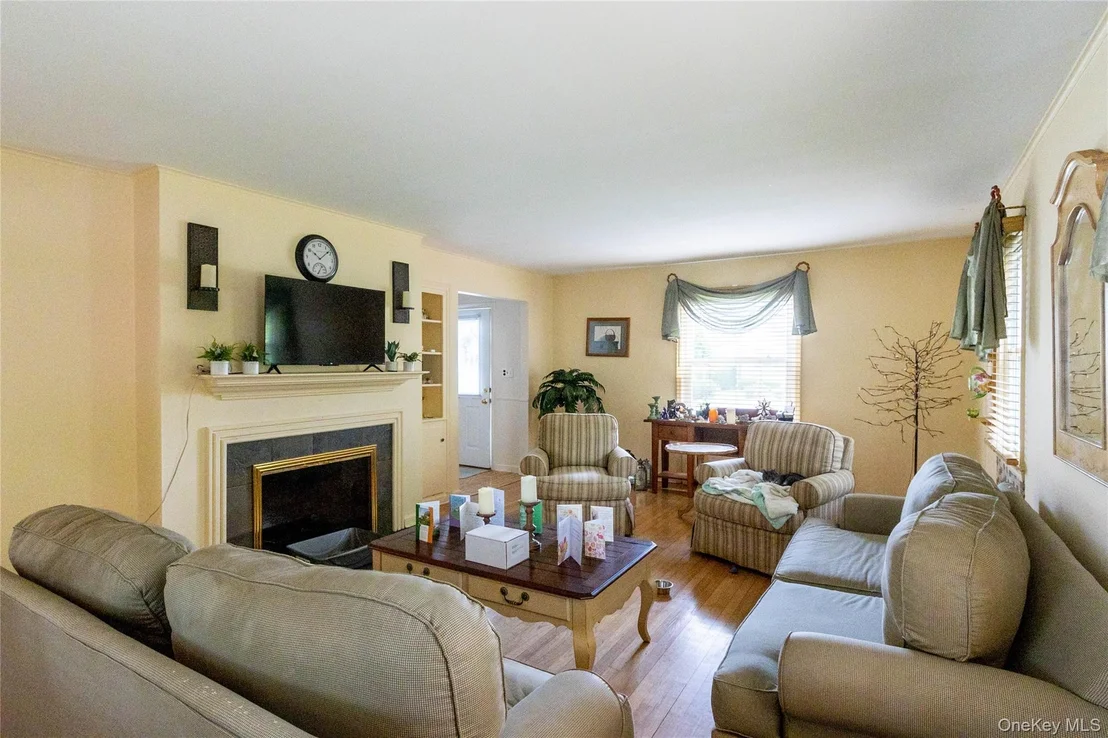 Photo of 90 Sunset Road