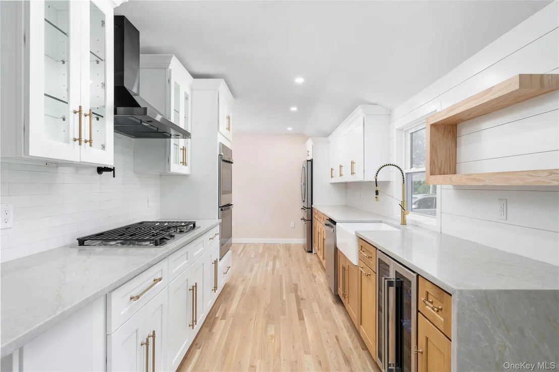 Photo of 933 Thompson Drive