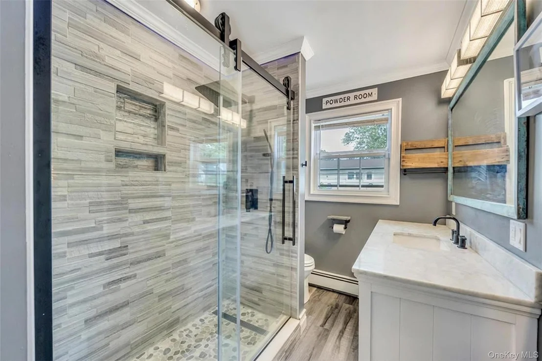 Photo of 115 Dahlia Drive