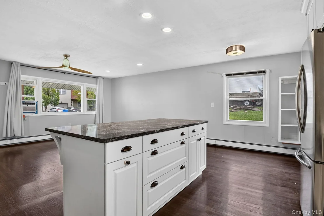 Photo of 30 Chestnut Avenue