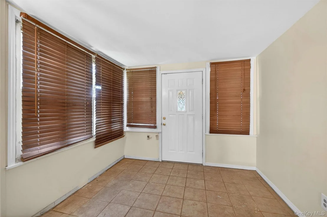 Photo of 500 Pershing Boulevard