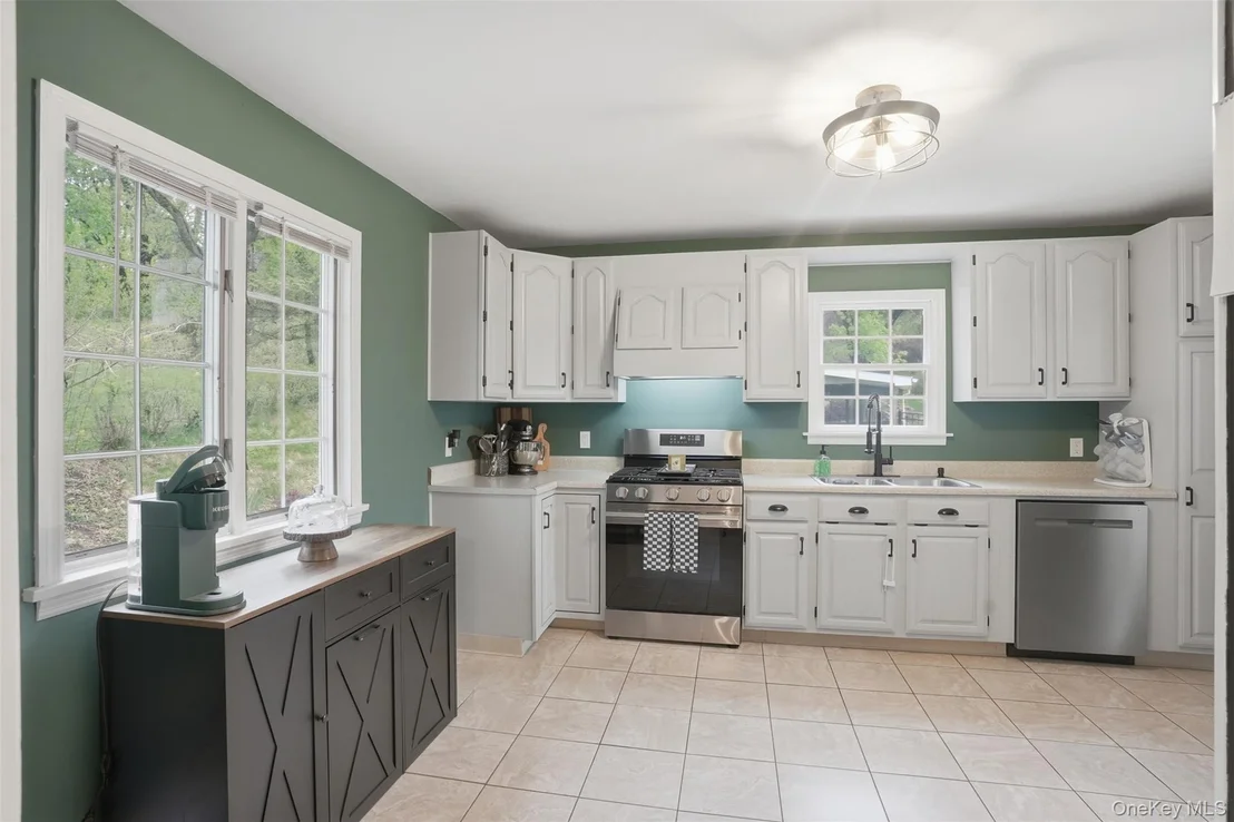 Photo of 39 Woodside Drive