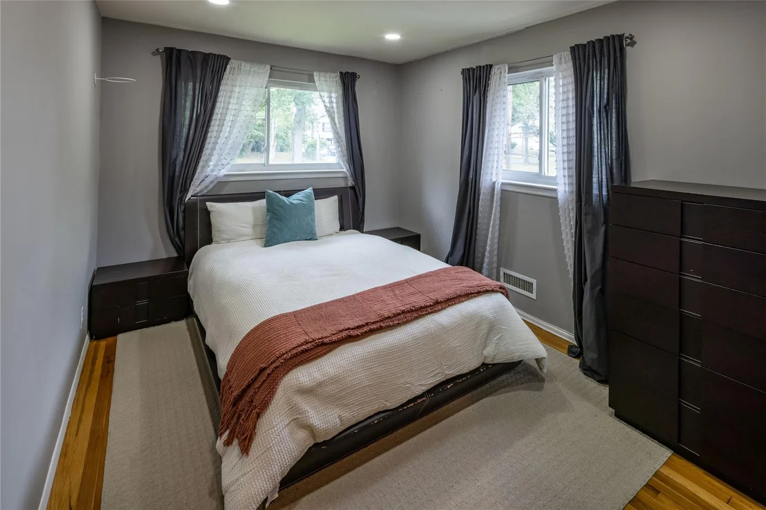 Photo of 66 Central Park Road