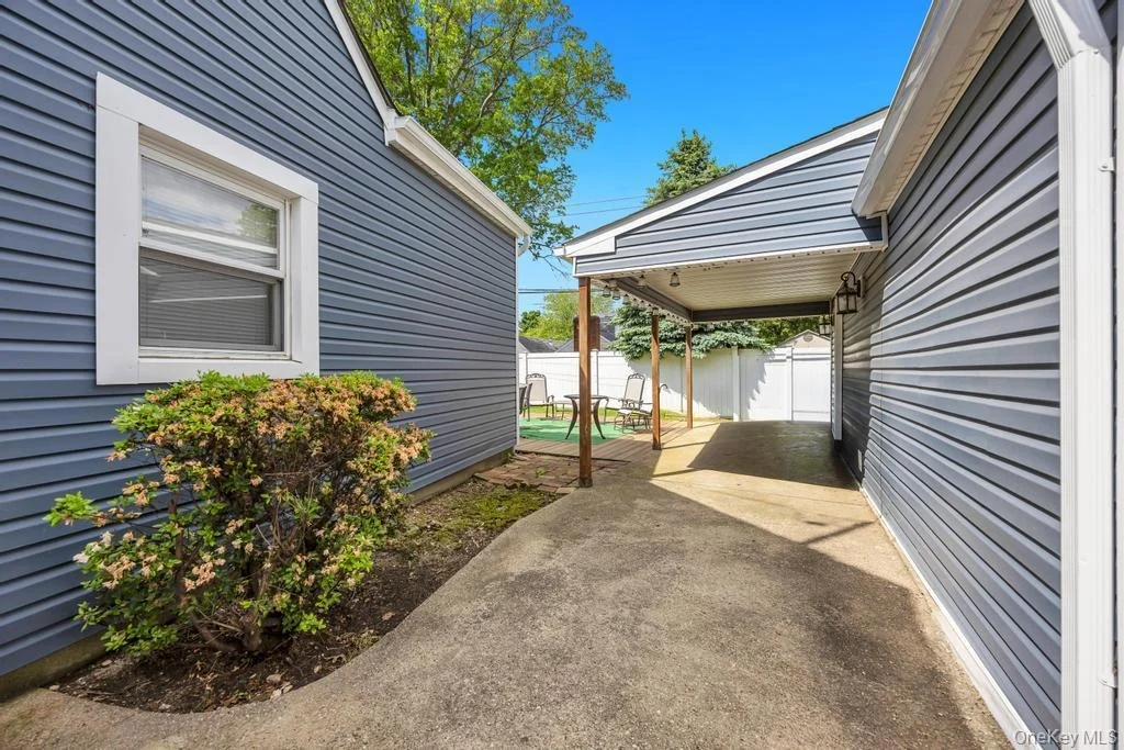 Photo of 8 Lilac Lane