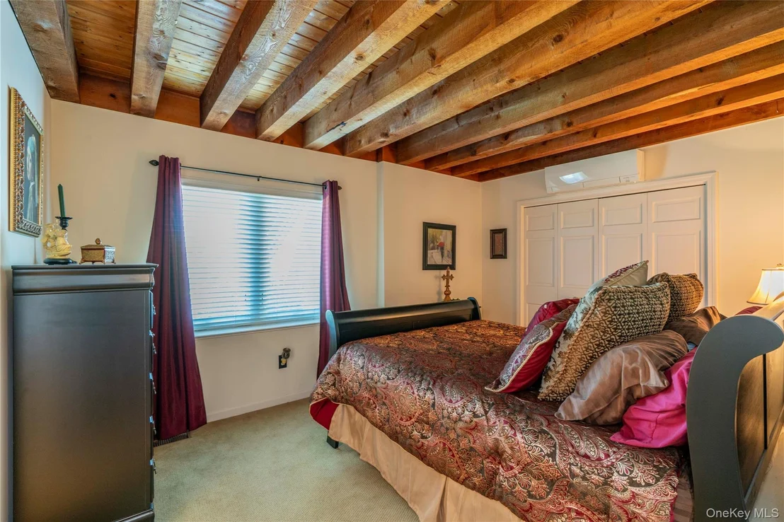 Photo of 115 N Smith Road