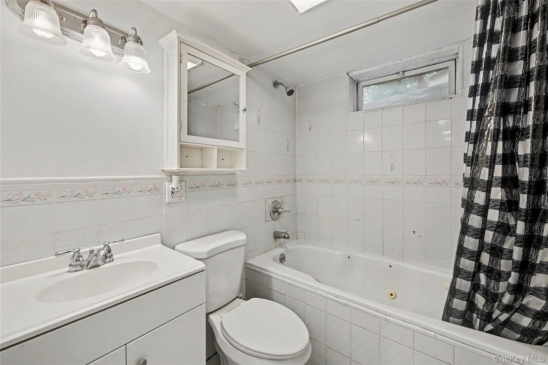 Photo of 74 Longfellow Drive