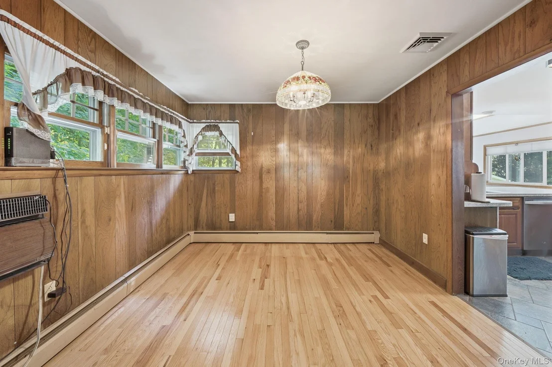 Photo of 24 Van Dam Road