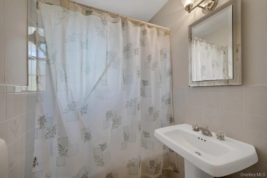 Photo of 16 Ria Drive