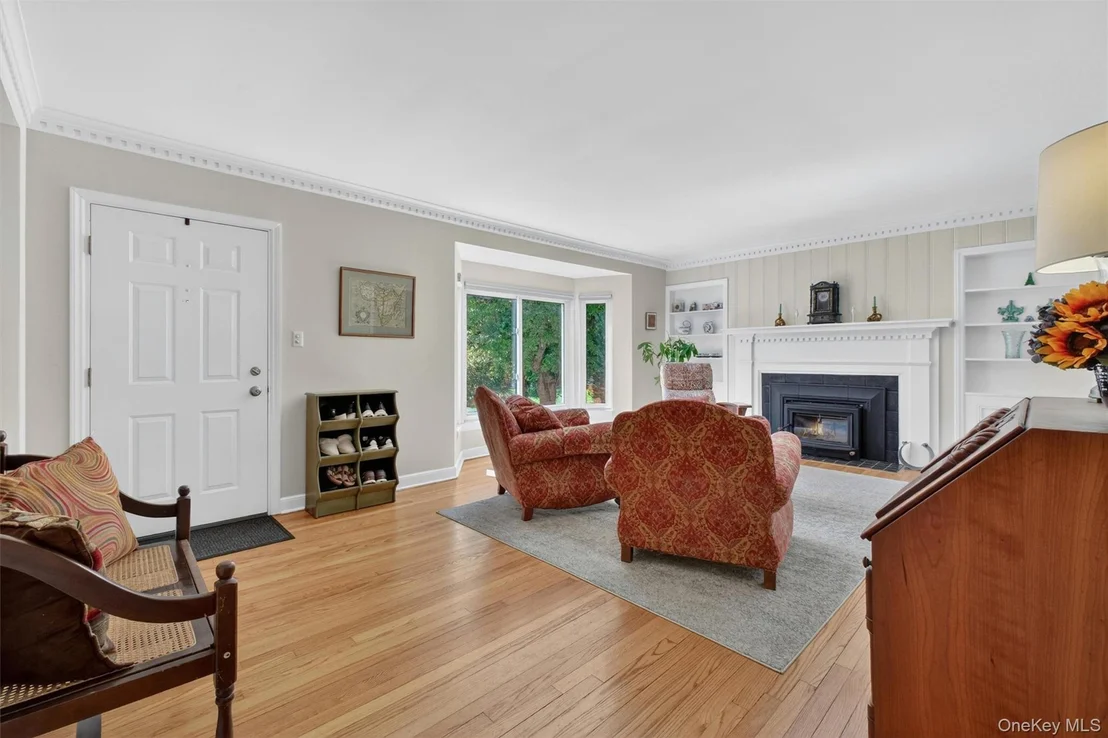 Photo of 194 Wilbur Boulevard