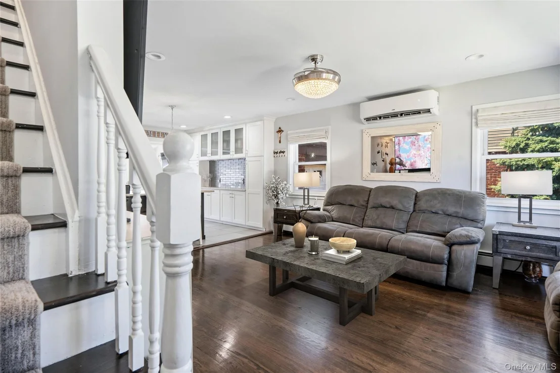 Photo of 1005 Ferngate Drive