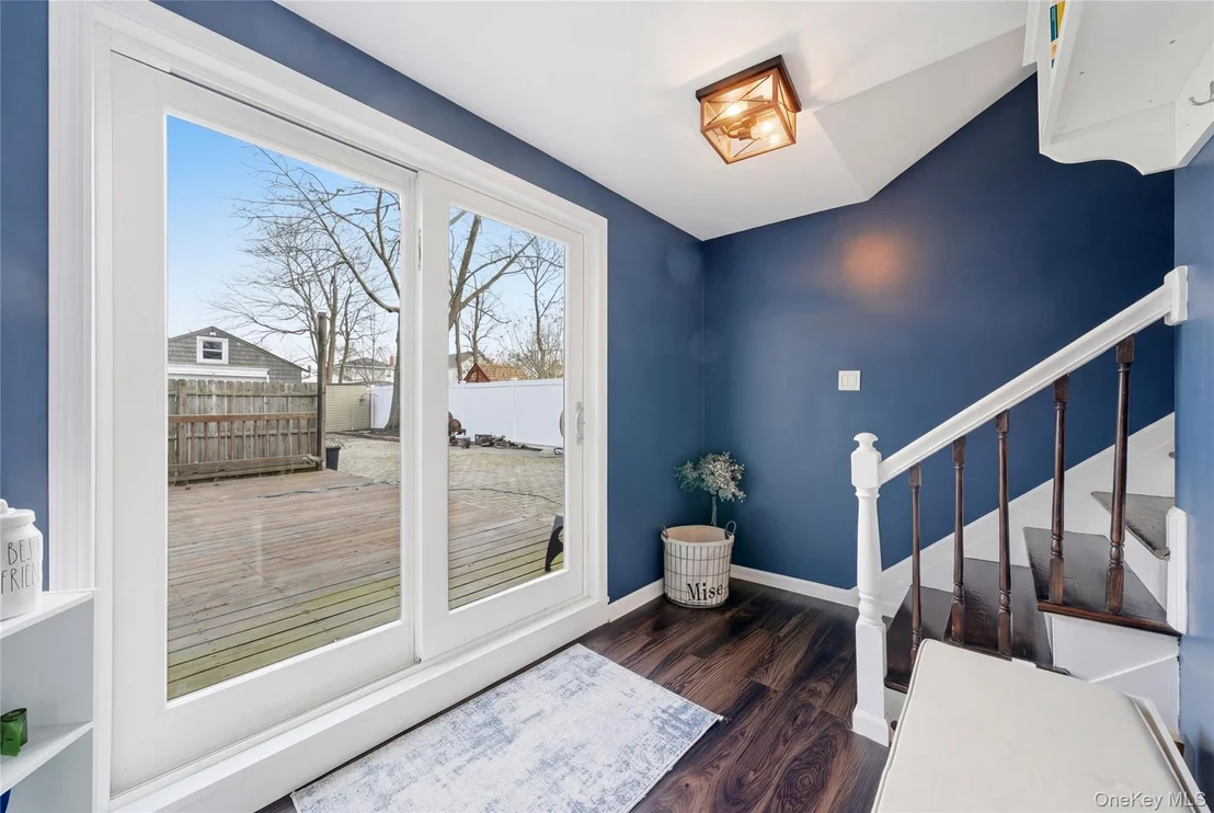 Photo of 205 Oak Street
