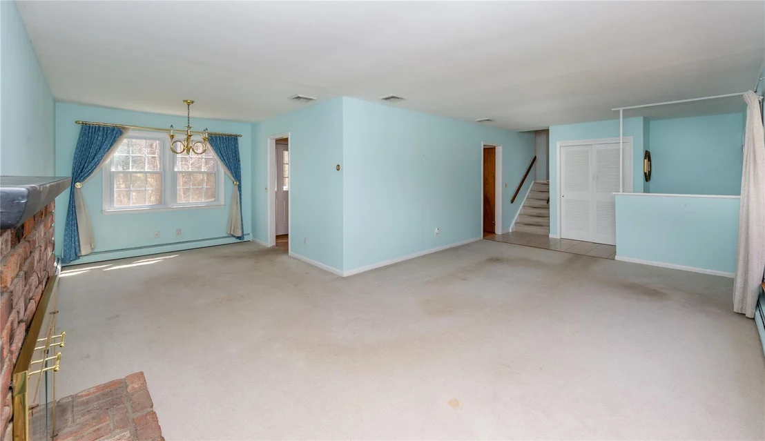 Photo of 37 Lincoln Drive