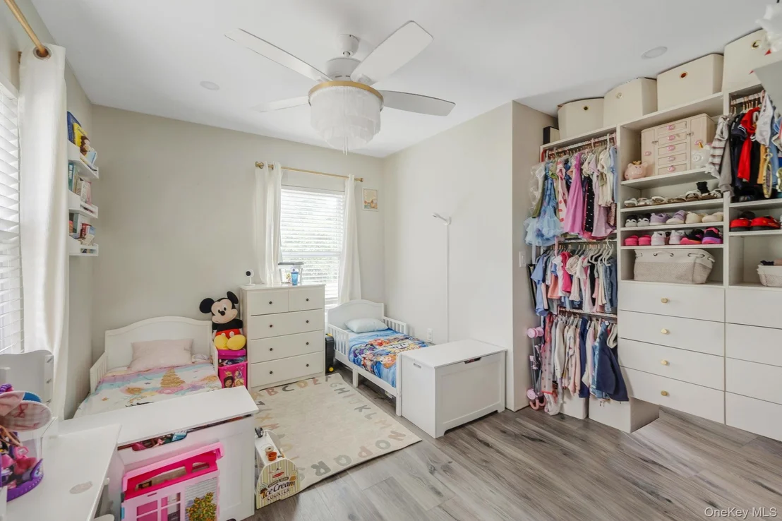 Photo of 124 4th Street