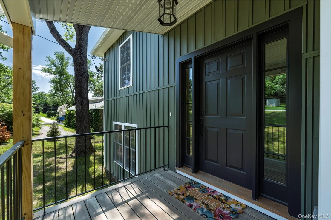 Photo of 15 Tompkins Avenue