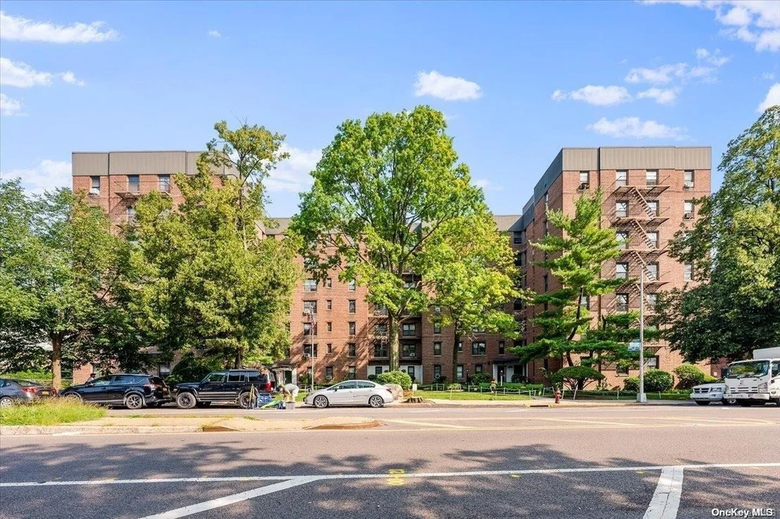 Photo of Unit 2H at 112-25 34th Avenue