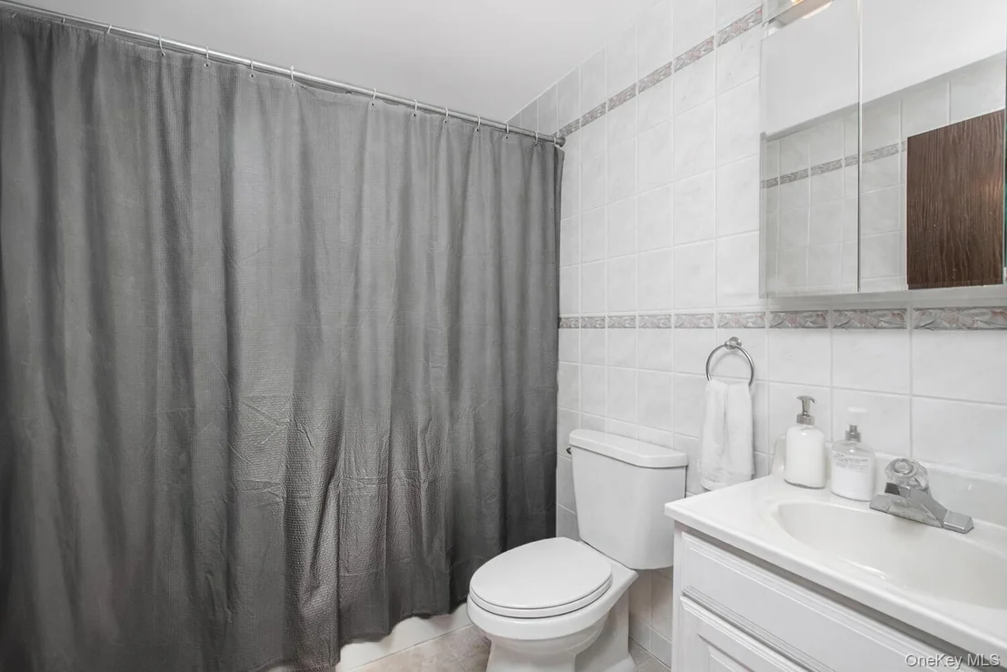 Photo of 1510 Boston Road