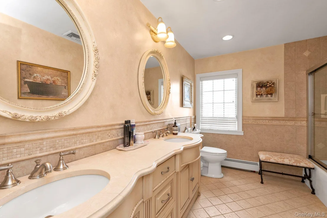 Photo of 2114 Donna Drive