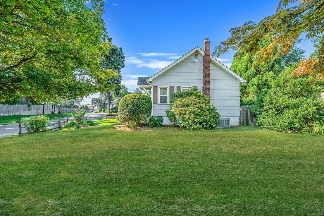 Photo of 2 Cherry Road