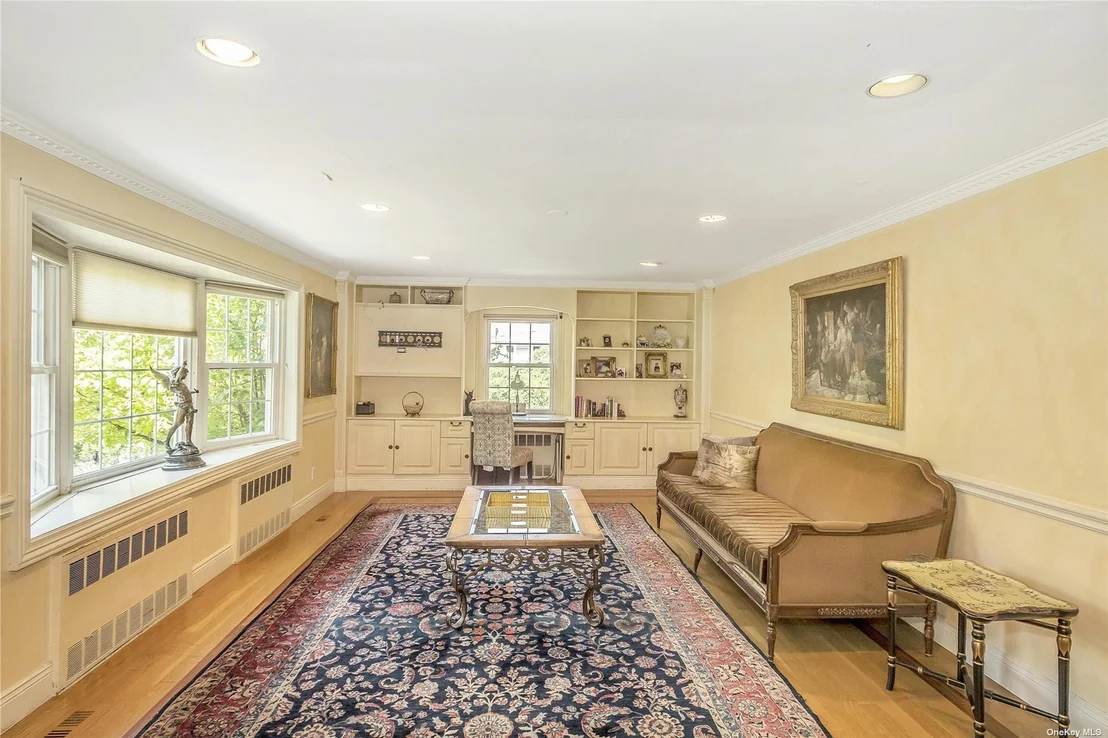 Photo of 100 The Intervale