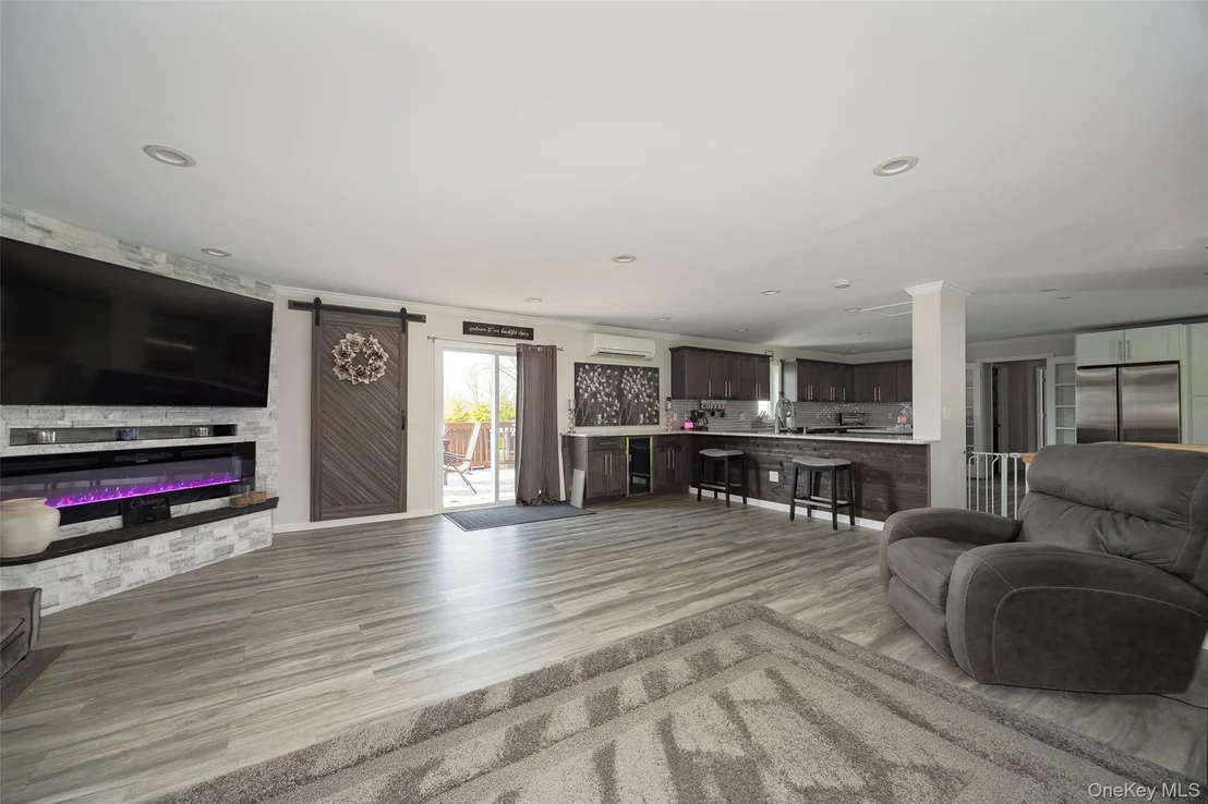 Photo of 41 Martin Drive