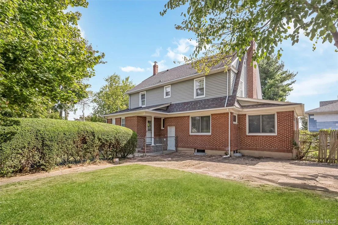 Photo of 104 Grohmans Lane