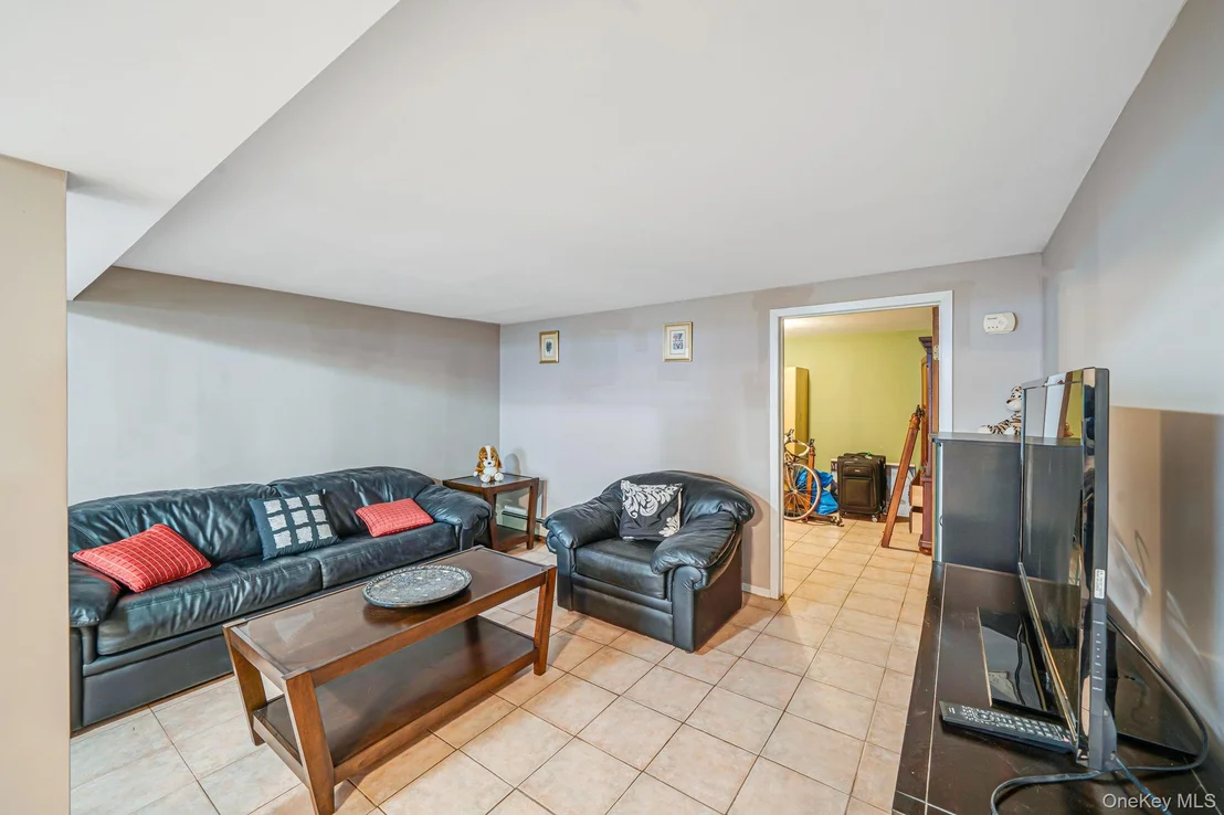 Photo of 3 Huron Road