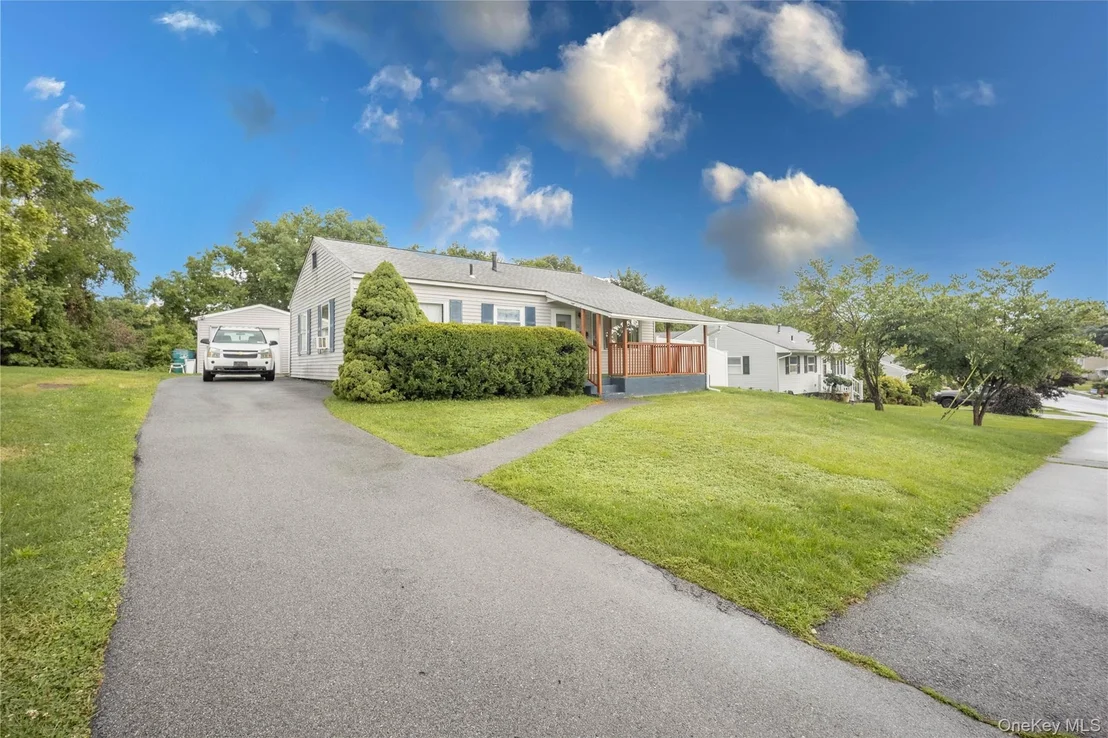 Photo of 32 Peter Cooper Drive