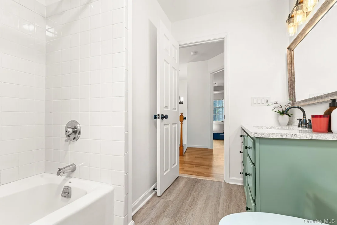 Photo of 105 Huntley Drive