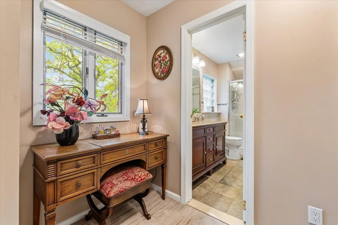 Photo of 26 Tioga Drive