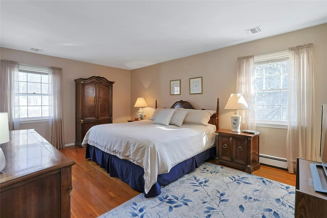 Photo of 7 Oak Hill Road