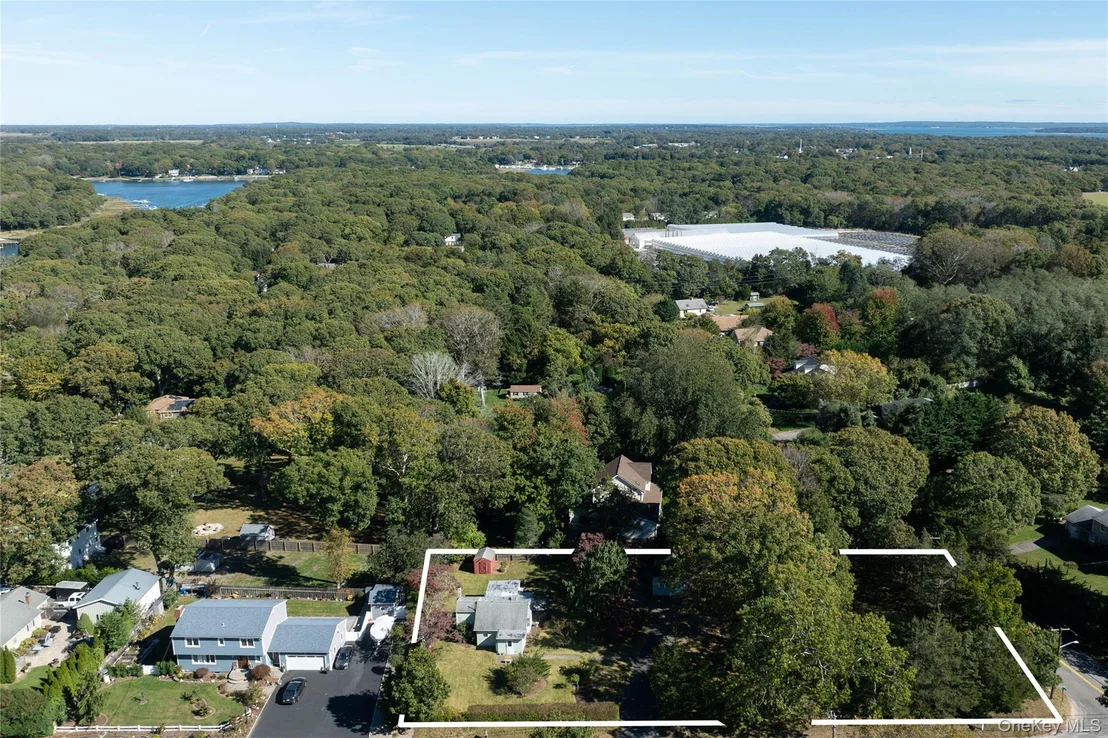 Photo of 2000 Cox Neck Road