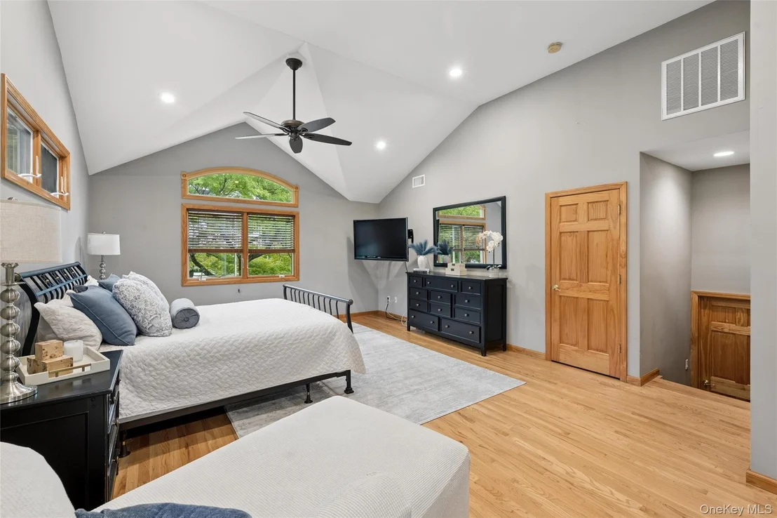 Photo of 21 Edgewood