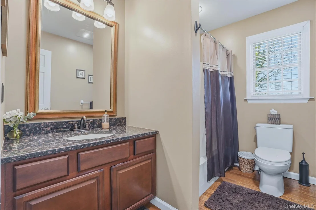 Photo of 36 River Glen Road