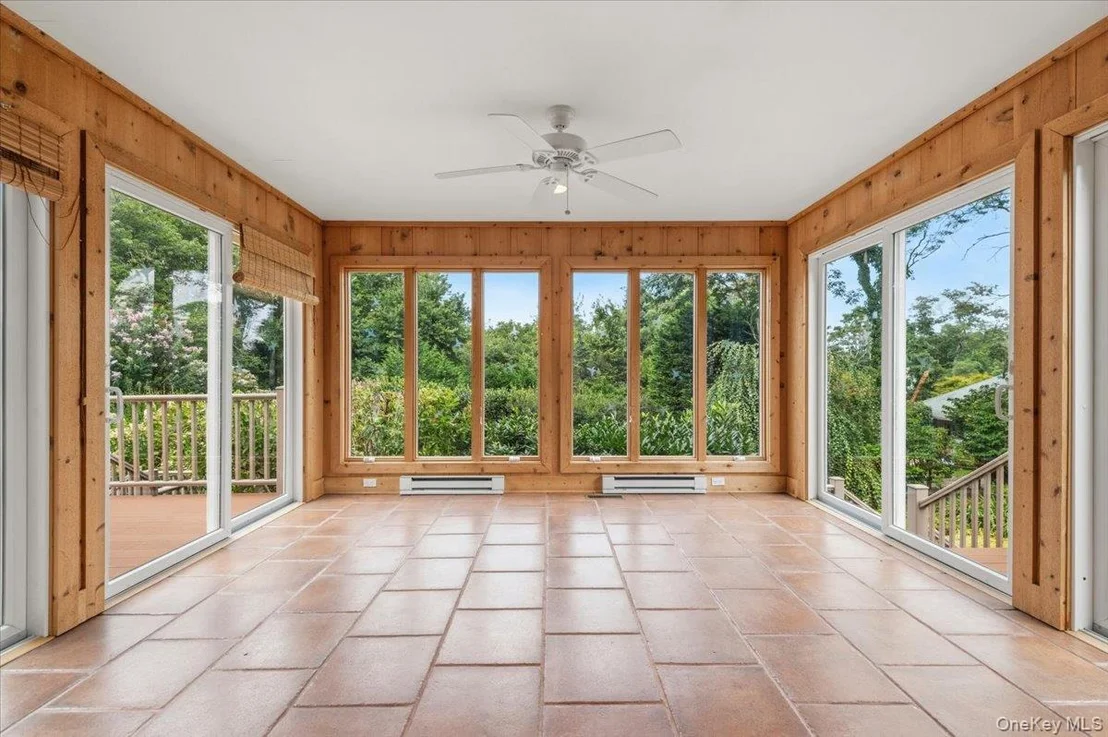 Photo of 2785 Noyack Road
