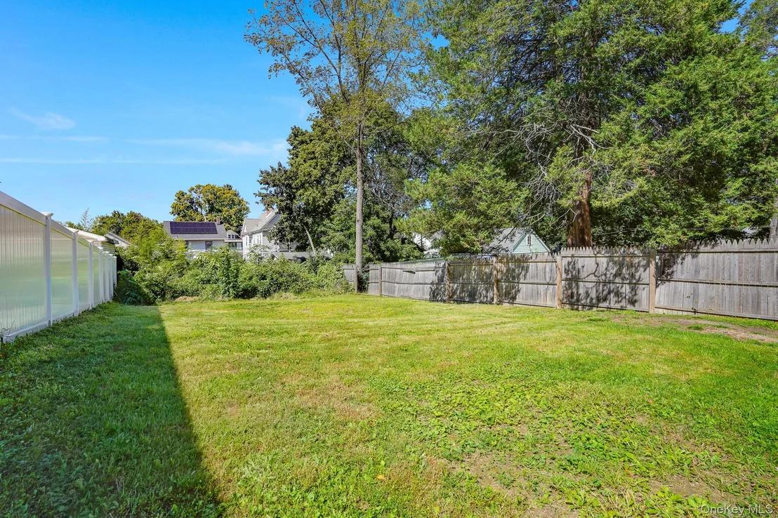 Photo of 23 Lewis Avenue