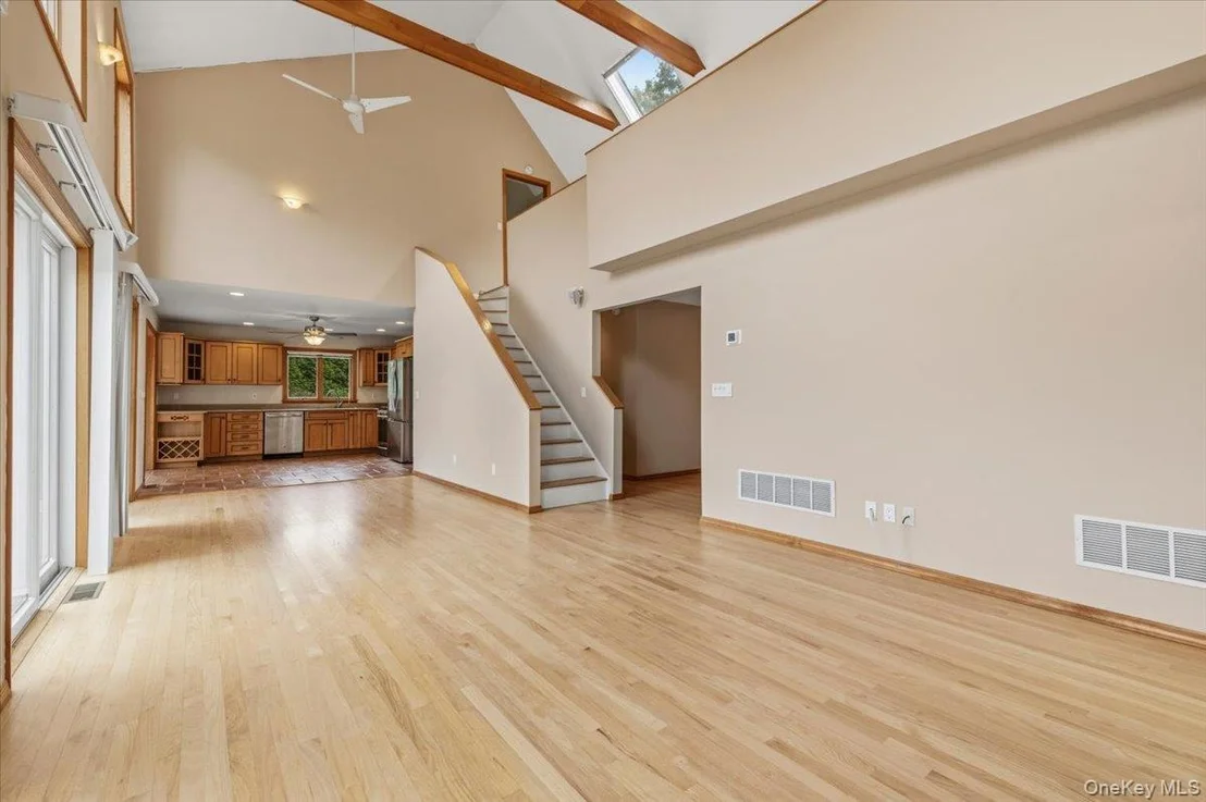 Photo of 2785 Noyack Road