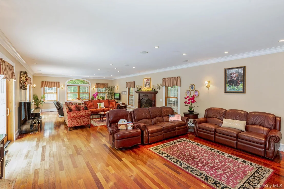 Photo of 48 River Heights Drive