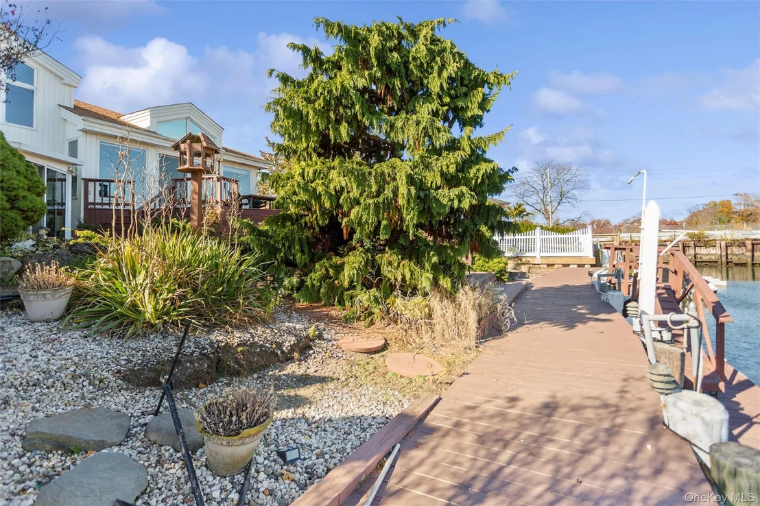 Photo of 2729 Shore Drive