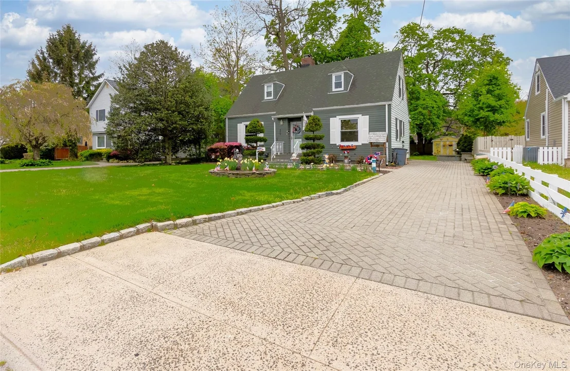 Photo of 90 Sunset Road